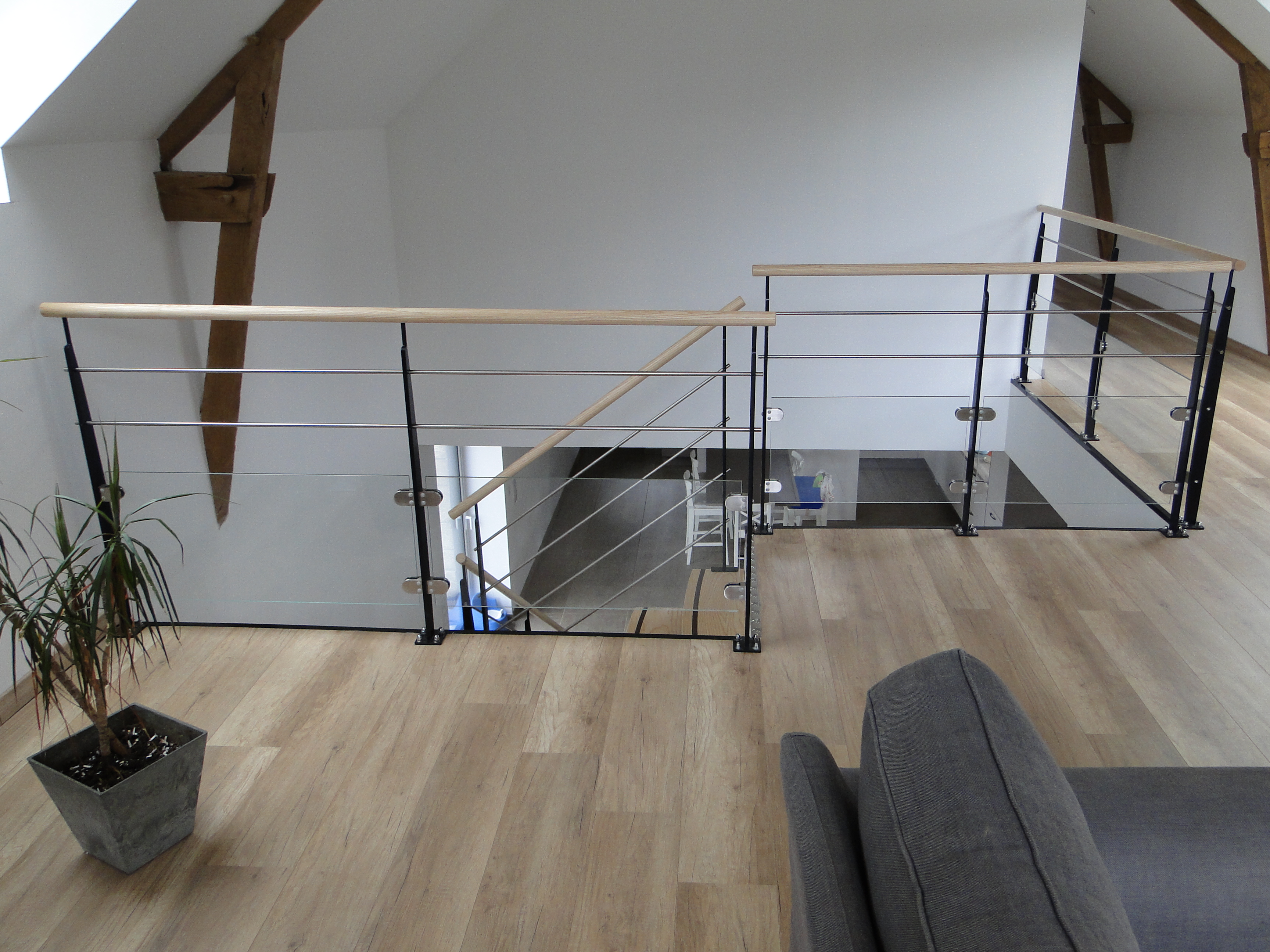 Garde-corps intérieur avec sous-bassement en verre